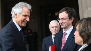 Мосьо дьо Вилпен bien venu в дебата у нас