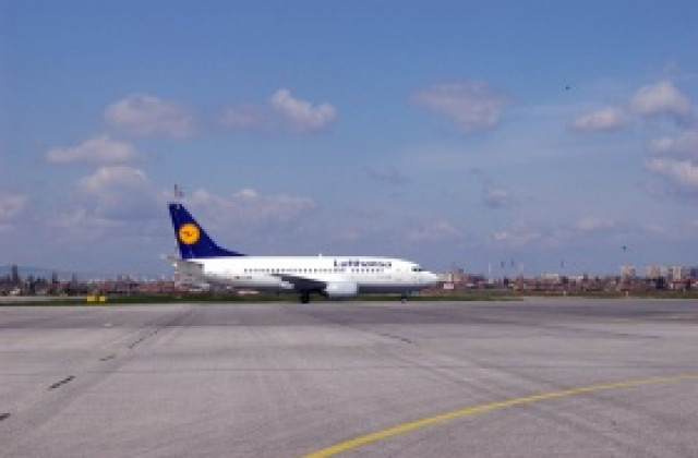 Lufthansa сваля допълнителната такса за гориво