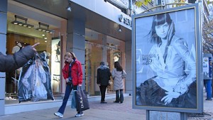 Свалиха 60 незаконни билборда в София