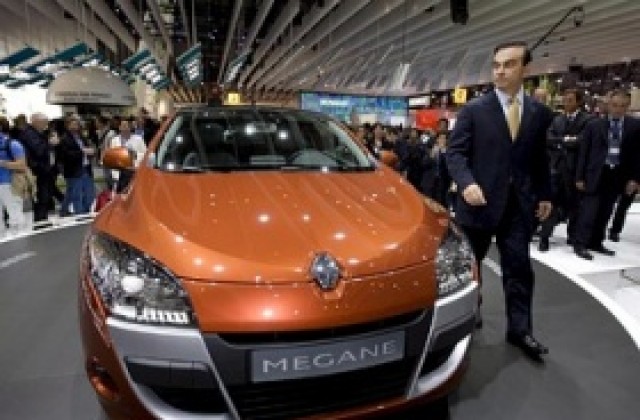 Renault спира временно работа в Турция