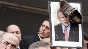 Две обувки за демокрация