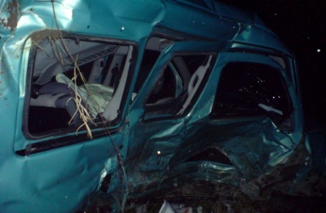Един убит и трима ранени при тежка катастрофа край Габрово