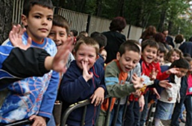 Откриват детска градина в Карлово за деца на военнослужещи