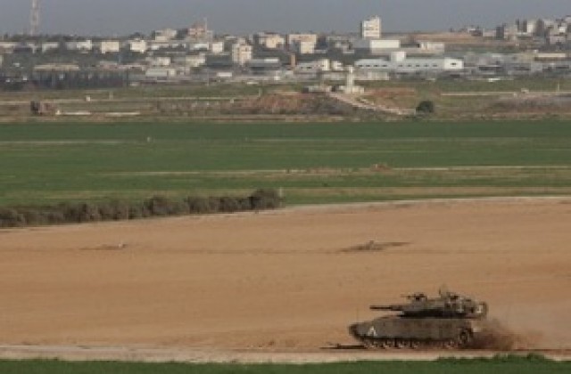 Израел спира за по три часа на ден бомбардировките над Газа