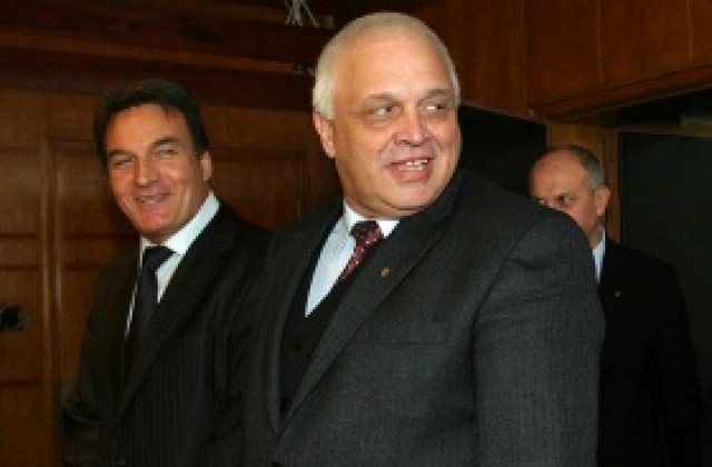 Над 280 млн. лв. прибрала пътната агенция от пътни такси и винетки