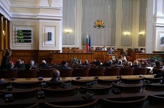 Кабинета разисква промени в правилника на закона за ДАНС