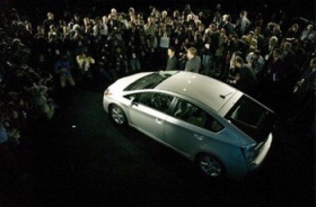 Toyota представи трето поколение Prius