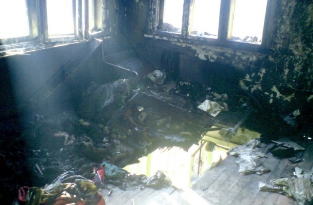 Загиналият при пожара в Габрово е 60-годишен клошар