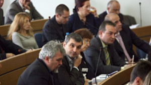 СОС промени наредбата за рекламни съоръжения