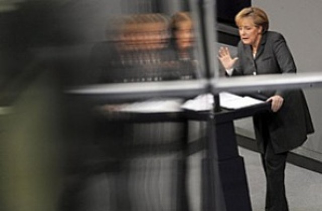 Меркел посети за първи път архива на Щази