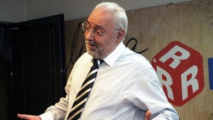 Преди 16 години стигнах до първата си любов радиото