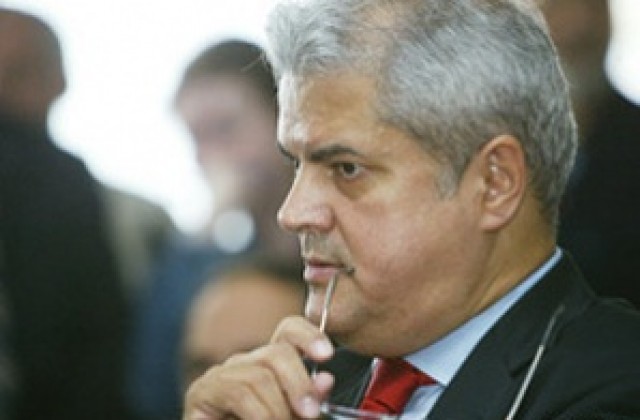 Повдигнаха обвинение срещу бившия премиер на Румъния