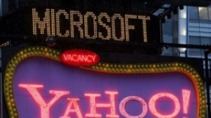 Балмър Microsoft се интересува от Yahoo