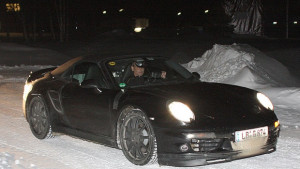 Шпионски снимки на следващото Porsche 911 998