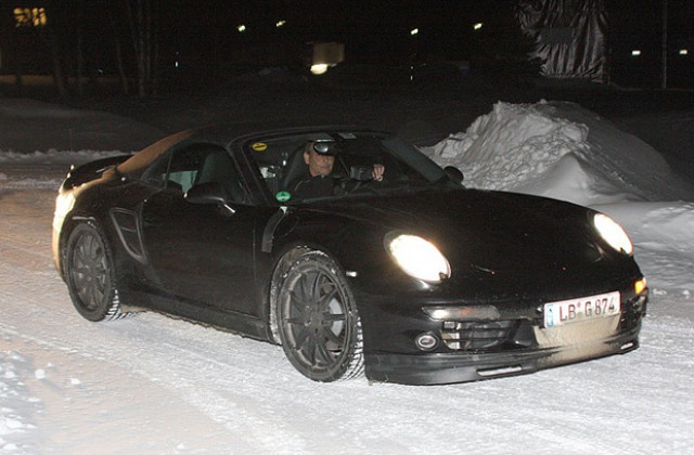 Шпионски снимки на следващото Porsche 911 – 998