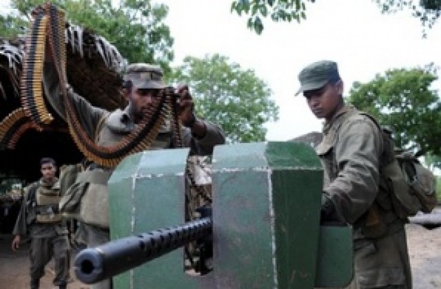 Армията обстрелва болница в Шри Ланка, има жертви