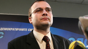 Има предпоставки за поевтиняване на тока според СДС