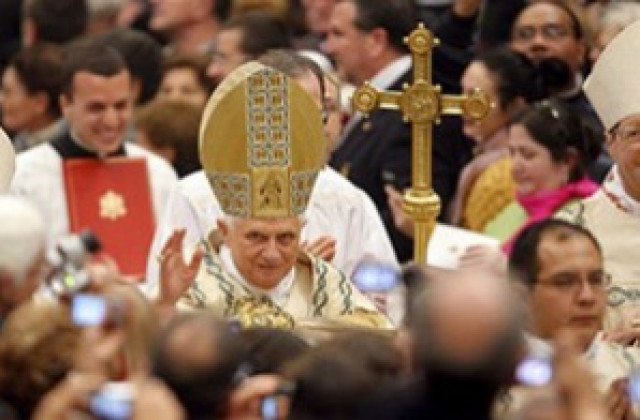 Папата изпрати поздравление на новия руски патриарх