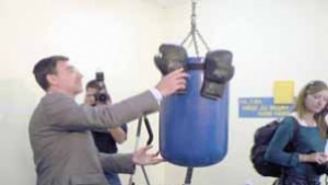 С боксова круша борят стреса учениците в с Царев брод