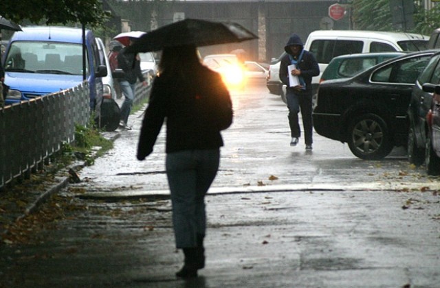Ведомството на Етем предупреждава за обилни валежи в страната