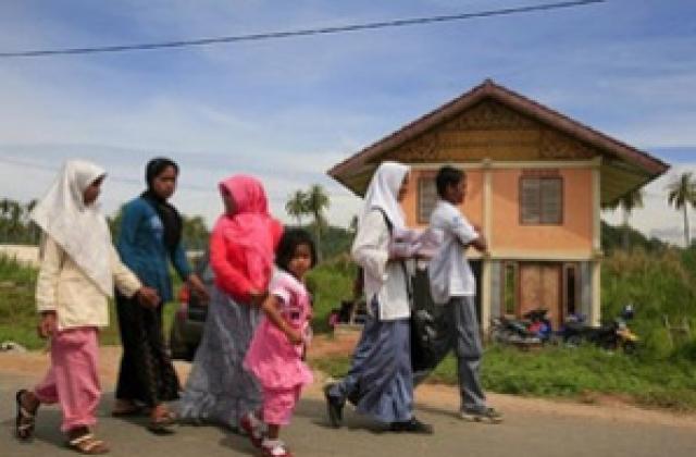 Индонезия отмени предупреждението за цунами