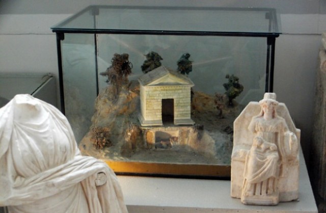 Правят възстановка на Храма на Кибела в Исторически музей Балчик