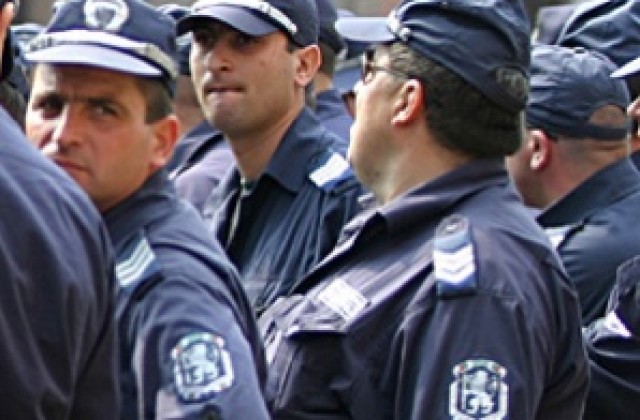 Нов полицейски синдикат срещу съкращенията в МВР