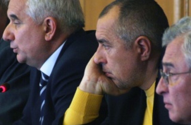 Избраха две фирми за почистване на пет района в столицата
