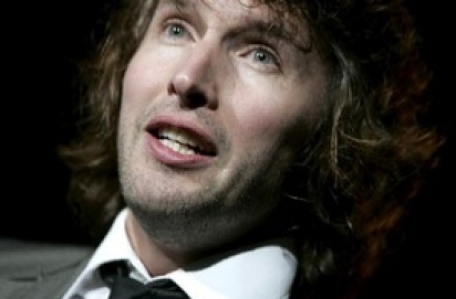 Джеймс Блънт ни пее на рождения си ден