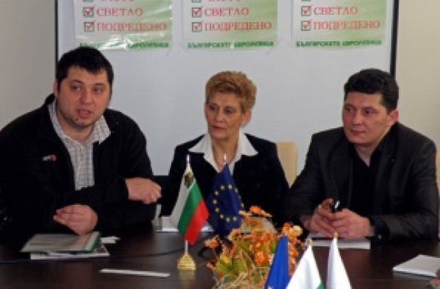 Вяра Ганчева е областния председател на Евролевицата