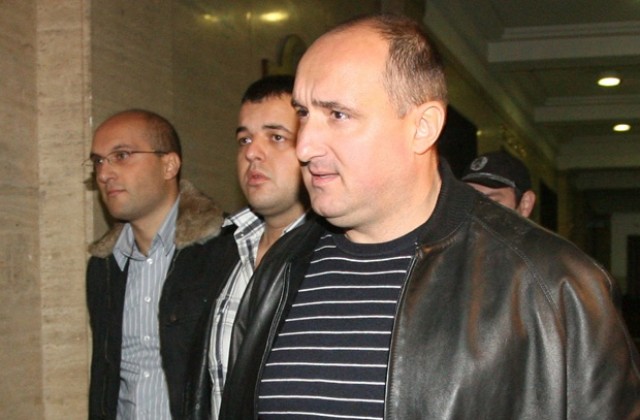 Прокурорът Йордан Георгиев отрече да е кум на Пламен Галев