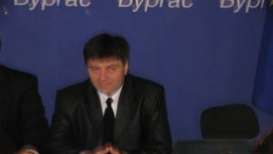 Сриват бараките и павилионите от 2010 год