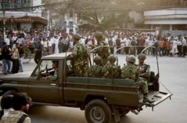 Над 20 убити в Дака, 200 души са арестувани