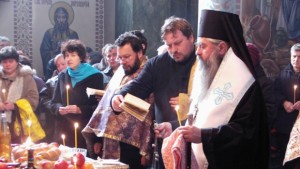 Митрополит Кирил поиска прошка за загиналите във влака