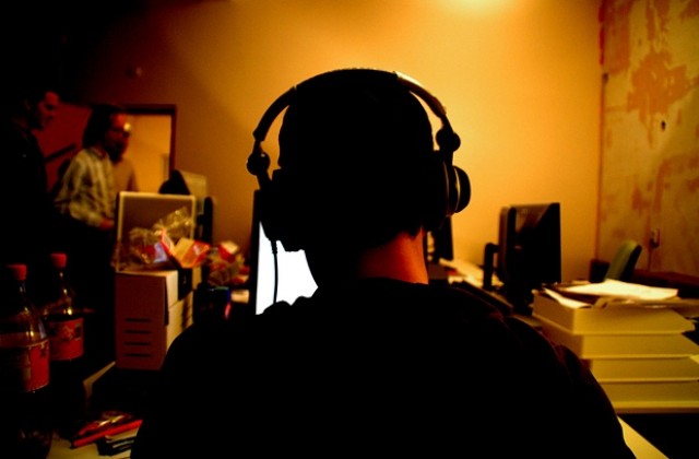 Фейсбук е новото поле за действие на киберпиратите