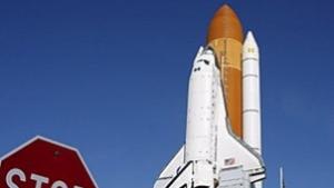 Започна обратното броене за изстрелването на Дискавъри