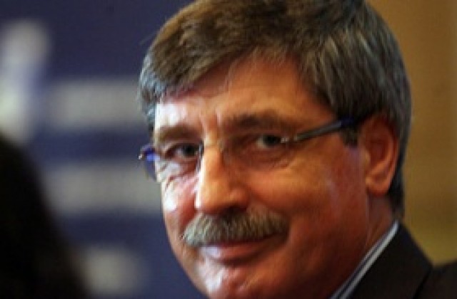 Сашо Дончев: „Булгаргаз” не може да иска компенсации от „Овергаз Инк.”