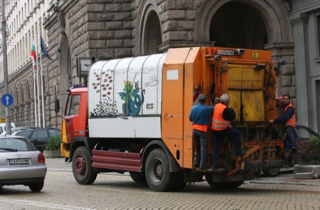 Цената да управляваш чистотата на София