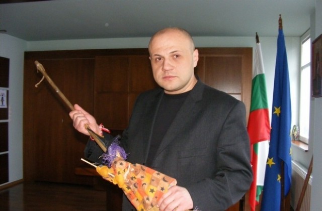 Габрово предизвиква всички останали градове в страната
