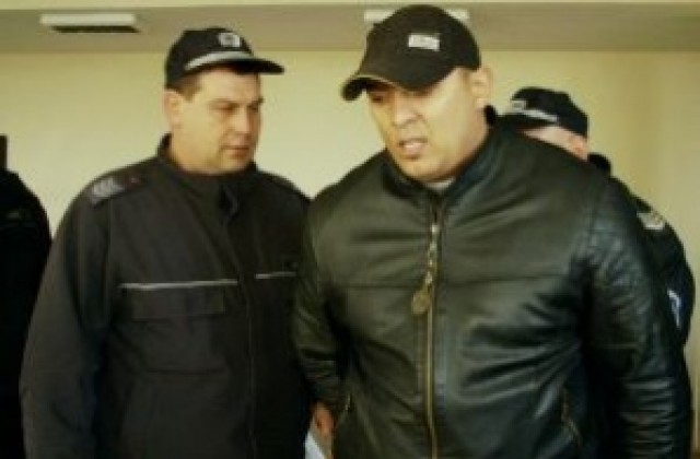 Нова експертиза по делото срещу стрелеца Кемал