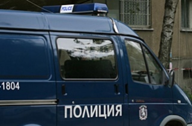 Опитаха да ограбят мъж и жена в столицата