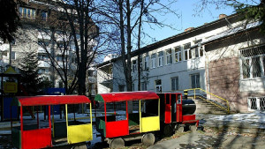 Ремонтират детска градина с пари на Въоръжените сили на САЩ