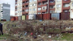 Реките в областта са непочистени има нерегламентирани сметища в коритата