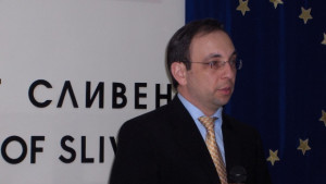 Започват проверки по Закона за транслитерацията