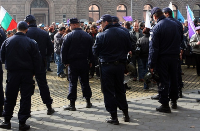 Кремиковските работници отново излизат на протест
