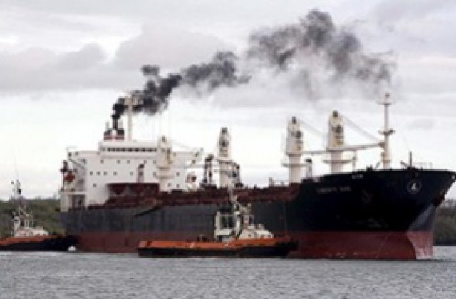 Пирати освободиха филипински танкер
