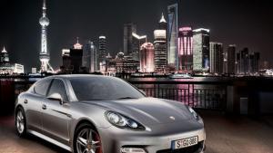 Porsche Panamera дебютира 425 метра над земята