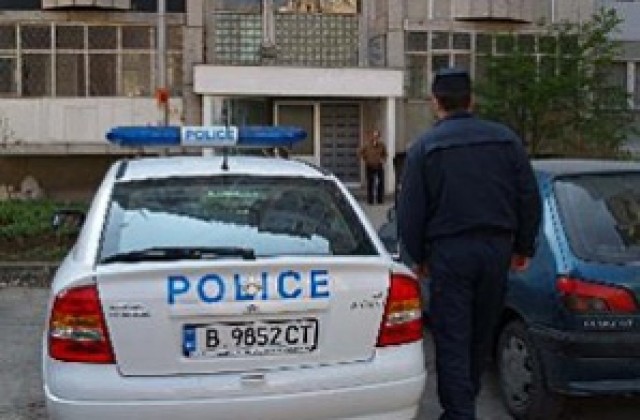 Осъдиха ръководена от жена банда за трафик на хора