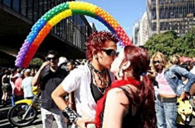 Унгария разреши съжителството между хомосексуалисти