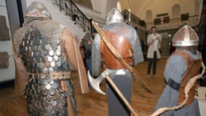 Изложба показва костюми от любими български филми